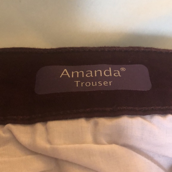 Gloria Vanderbilt Amanda Trouser - Size 12 - Picture 4 of 4